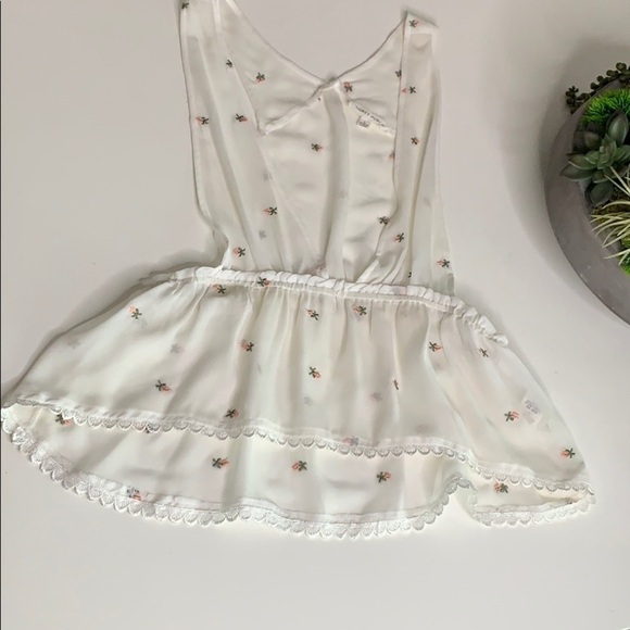 Honey Punch Rosebud embroidered Sleeveless v neck plum tank top romantic large - Picture 3 of 8